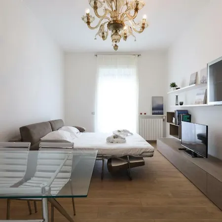 Suitelowcost Sforza