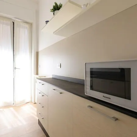 Suitelowcost Sforza